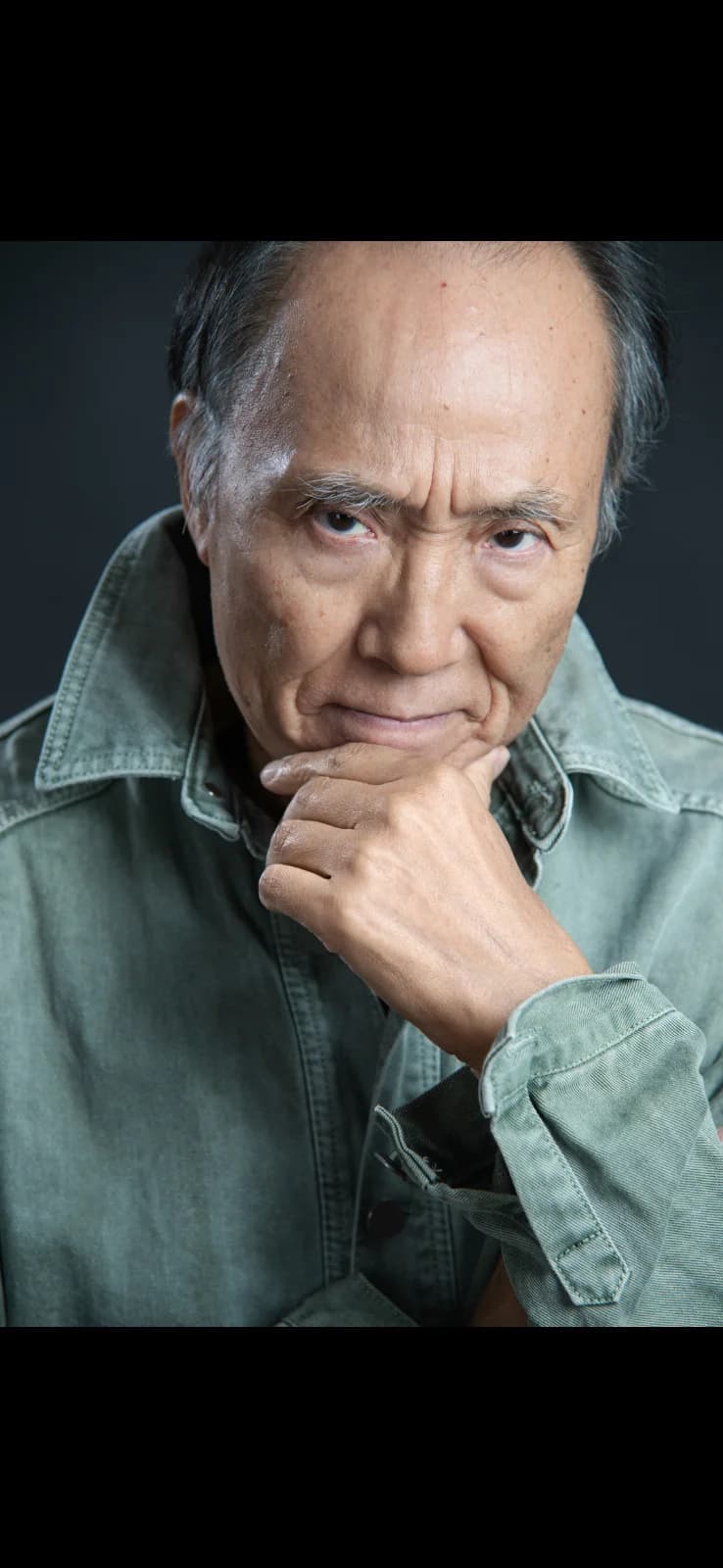 신강균